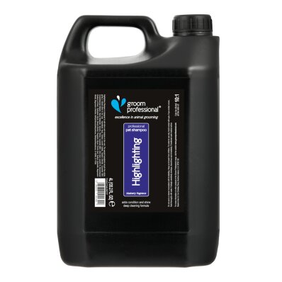 Groom Professional Blueberry Highlighting Shampoo 4 l - szampon jagodowy do każdego rodzaju sierści 1