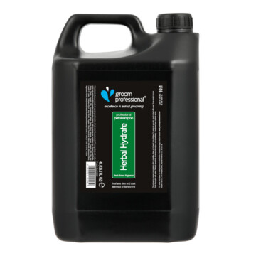 Groom Professional Herbal Hydrate 4 l - szampon leczniczy z wyciągiem z ziół 1